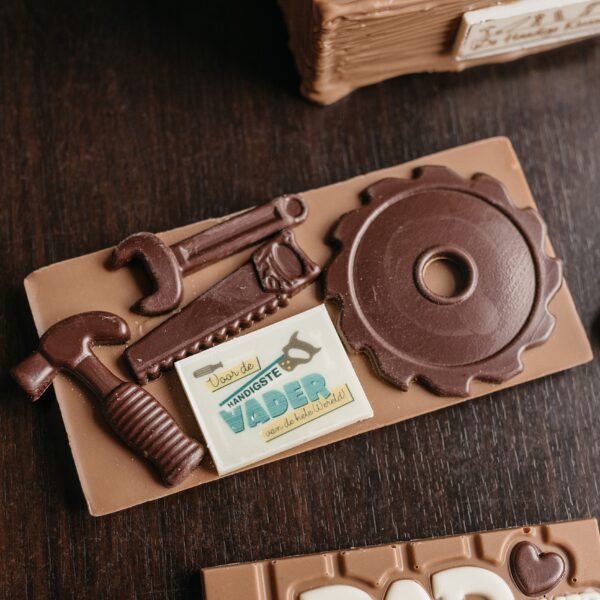 Chocolade gereedschap op reep klein